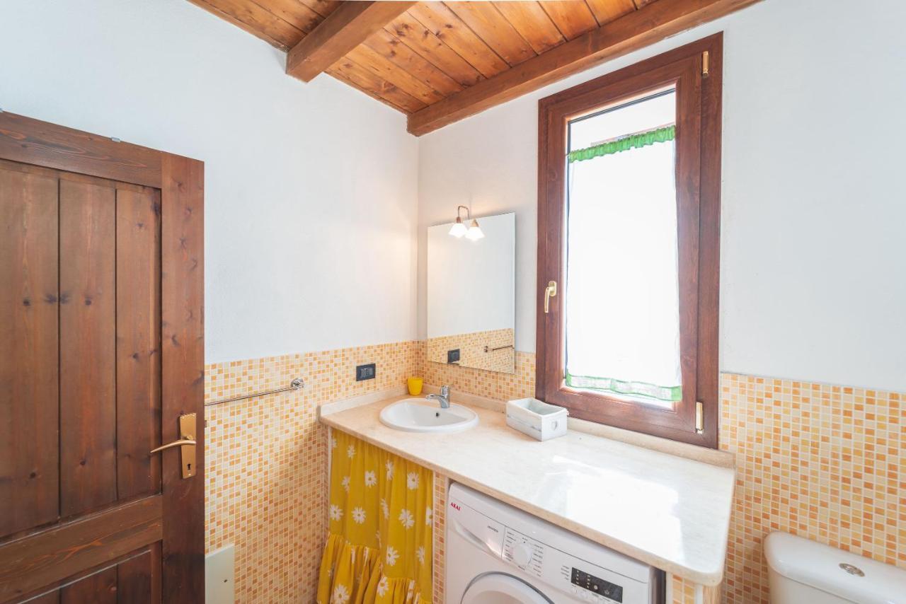 Villa Immersa Nella Natura Perfugas Exteriör bild